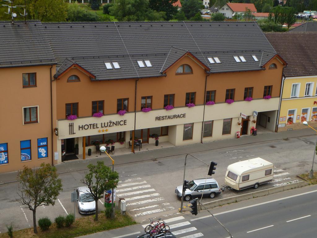 Hotel Luznice Planá nad Lužnicí Екстериор снимка